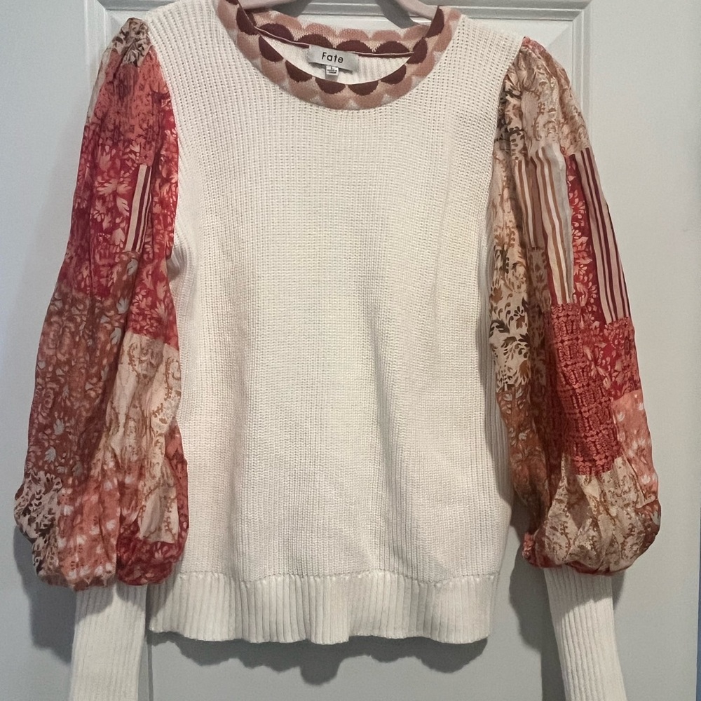 Size L boutique sweater